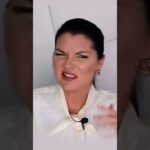 Почему Макрон женился на бабушке трансе? #психология #отношения #макрон