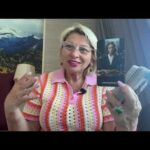 ВОДОЛЕЙ — ТАРО ПРОГНОЗ НА ОКТЯБРЬ 2025 года от ANGELA PEARL